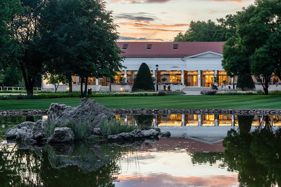 BOTANIQ golf klub